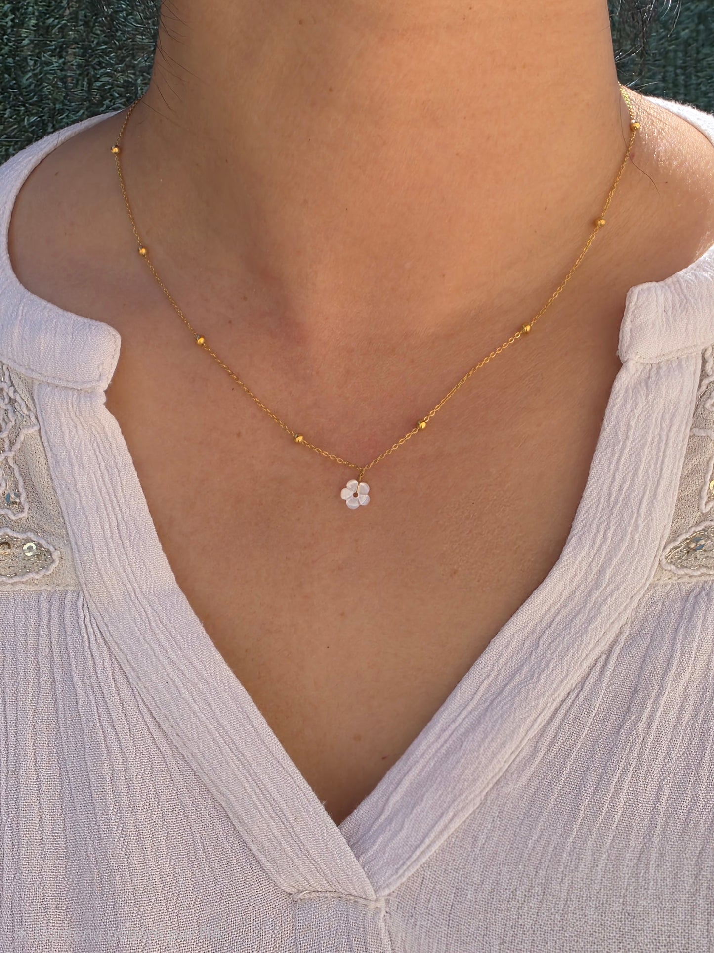 Collier pendentif Fleur de Nacre