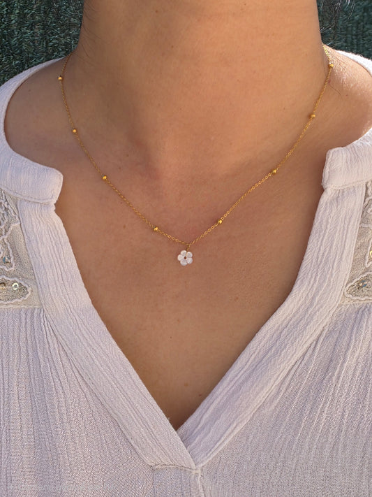 Collier pendentif Fleur de Nacre